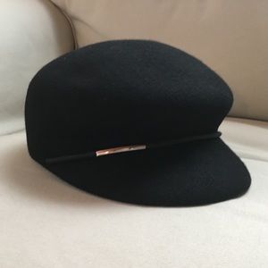 Nine West Newsboy Style Hat